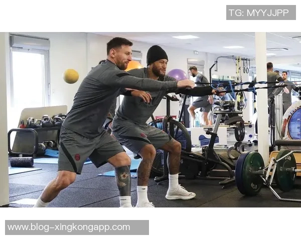 姆巴佩健身房内训练照片曝光透露恢复情况良好无大碍